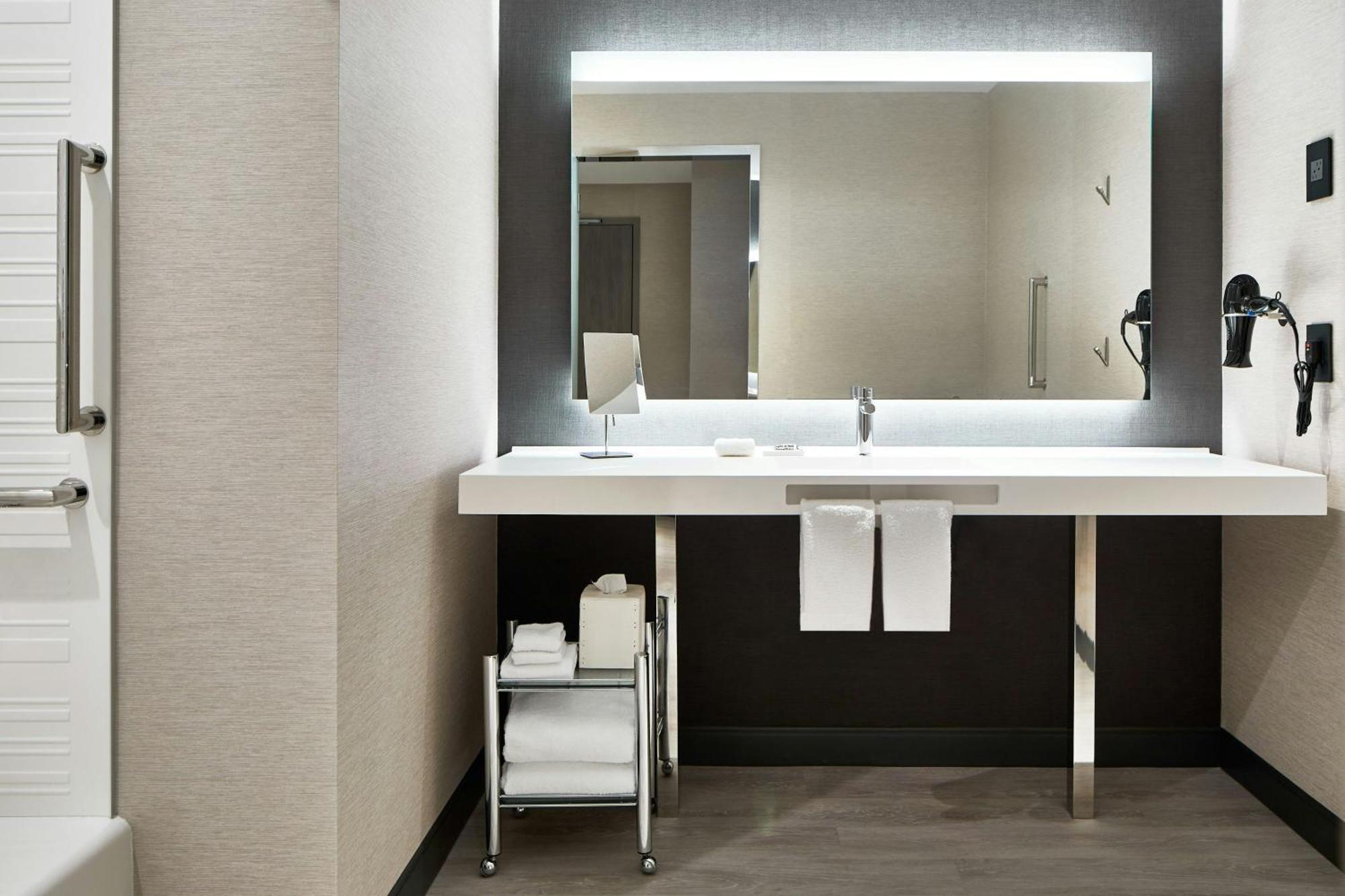 Ac Hotel By Marriott Sacramento Esterno foto